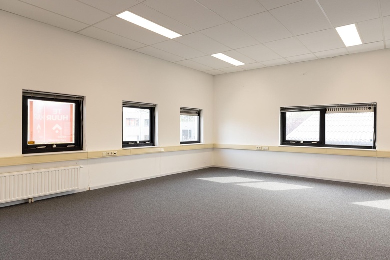 KantoorruimteaanZuidplaspolderweg 4<br/> inMoordrecht KantoorruimteaanZuidplaspolderweg 4<br/> inMoordrecht