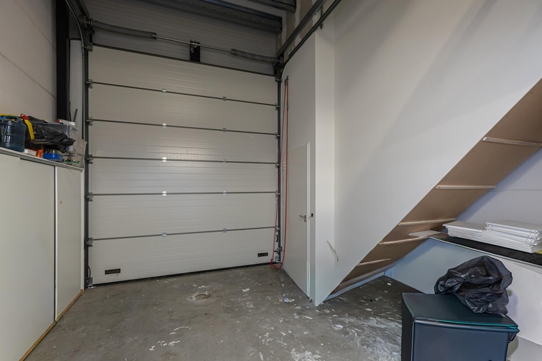 BedrijfsruimteaanKoperhoek 6 f<br/> inRhoon