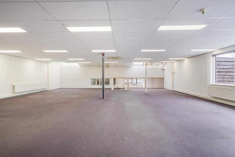 KantoorruimteaanPrinses Irenelaan 81<br/> inVoorburg