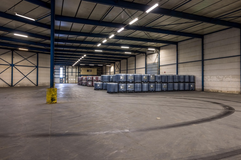 BedrijfsruimteaanGraanweg 15<br/> inMoerdijk BedrijfsruimteaanGraanweg 15<br/> inMoerdijk