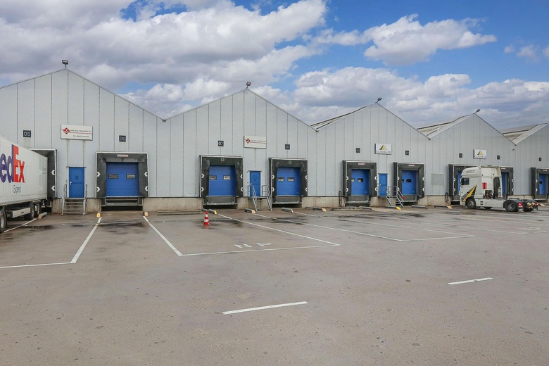 BedrijfsruimteaanPoelweg 12<br/> inDe Kwakel