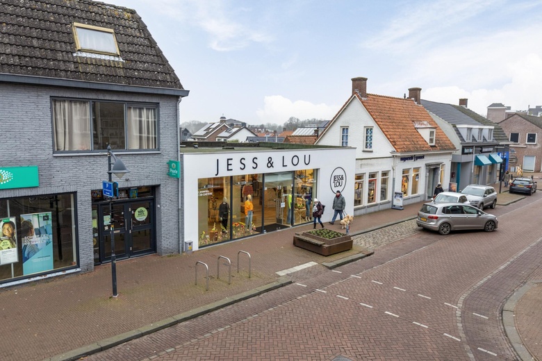 WinkelruimteaanRaadhuisstraat 108<br/> inHoogerheide WinkelruimteaanRaadhuisstraat 108<br/> inHoogerheide