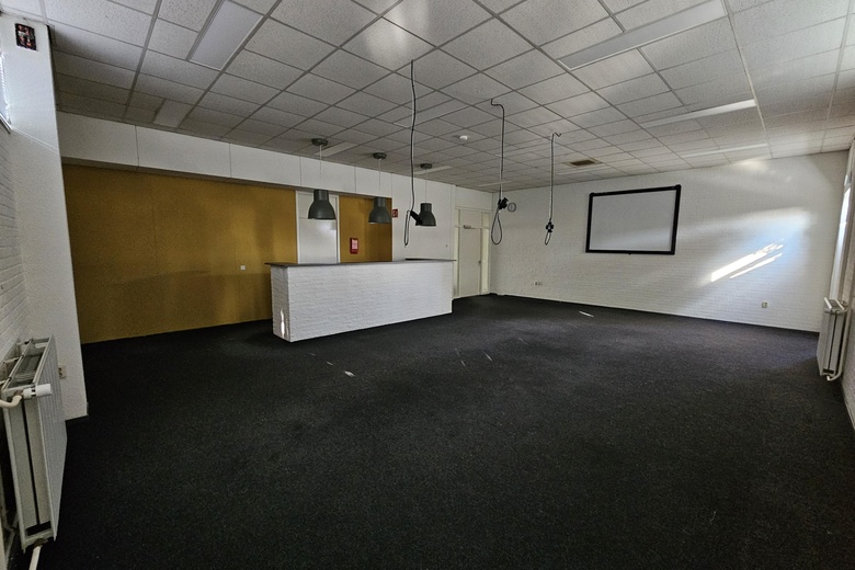 BedrijfsruimteaanNijverheidsstraat 16<br/> inEmmen