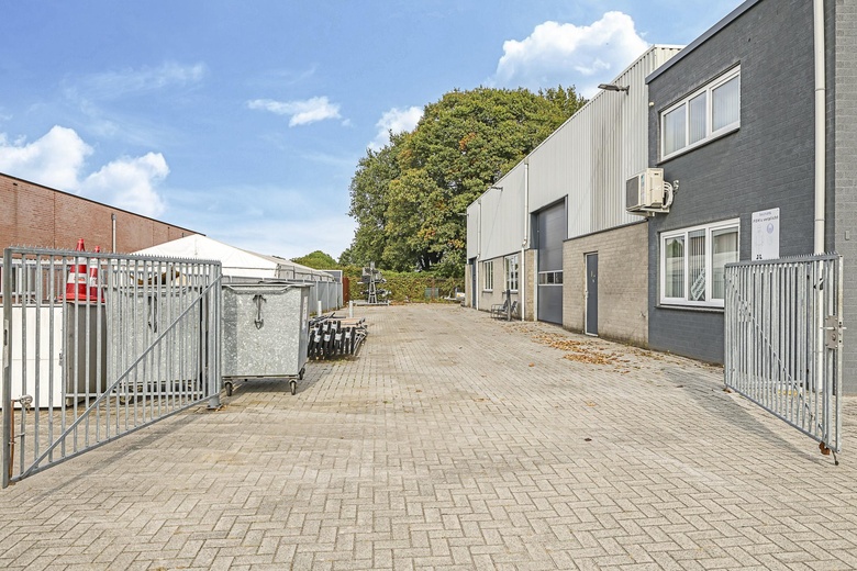 BedrijfsruimteaanNijverheidsweg 1<br/> inHengelo BedrijfsruimteaanNijverheidsweg 1<br/> inHengelo