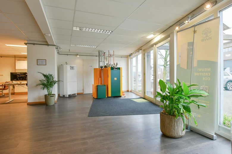 BedrijfsruimteaanMercuriusweg 11<br/> inBarneveld BedrijfsruimteaanMercuriusweg 11<br/> inBarneveld