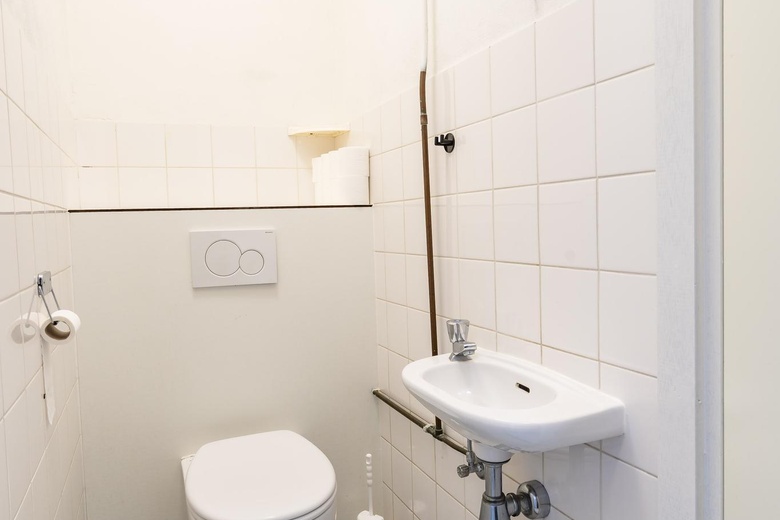 WinkelruimteaanNassaustraat 20<br/> inBussum WinkelruimteaanNassaustraat 20<br/> inBussum
