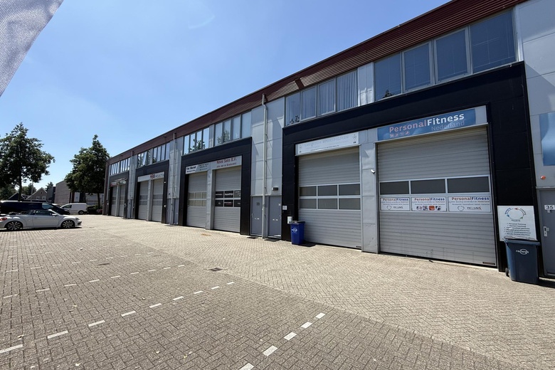BedrijfsruimteaanDeventerseweg 31<br/> inBarendrecht BedrijfsruimteaanDeventerseweg 31<br/> inBarendrecht