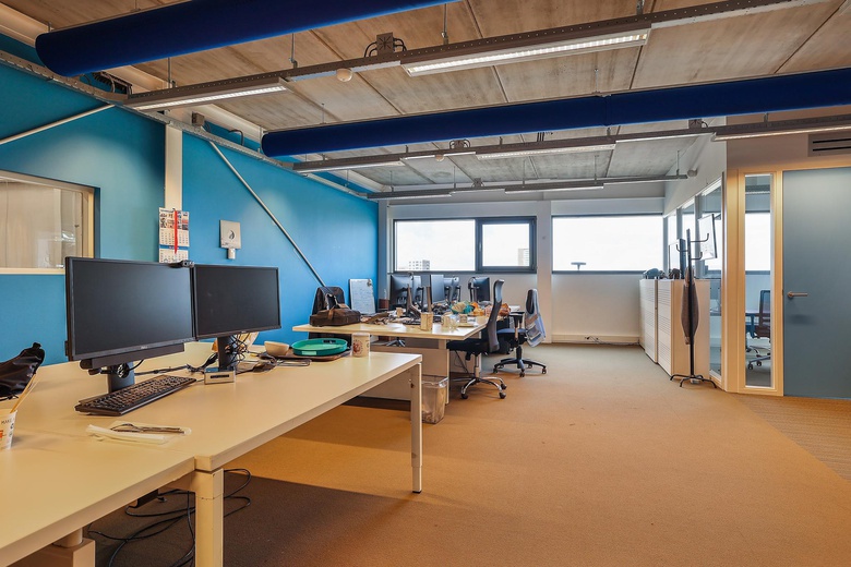 BedrijfsruimteaanKoperstraat 42<br/> inAlmere BedrijfsruimteaanKoperstraat 42<br/> inAlmere