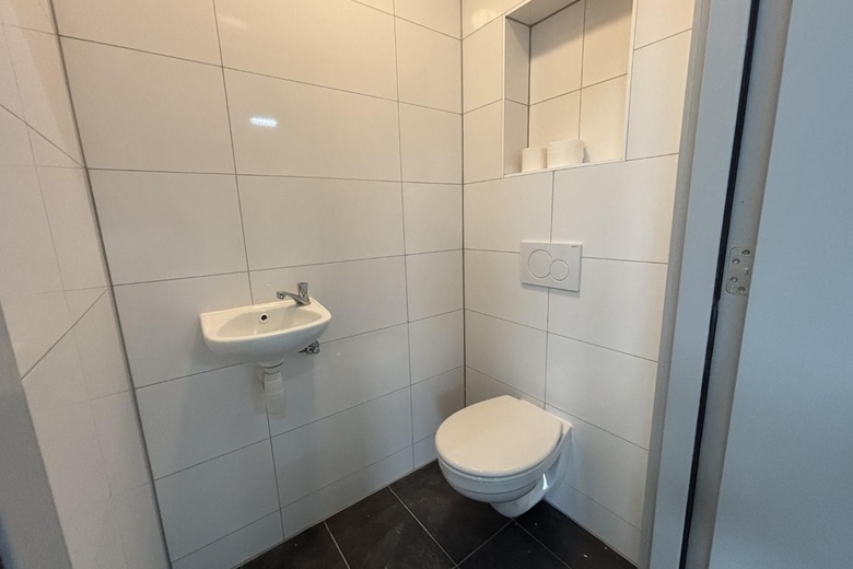 BedrijfsruimteaanAgriport 9 18<br/> inMiddenmeer