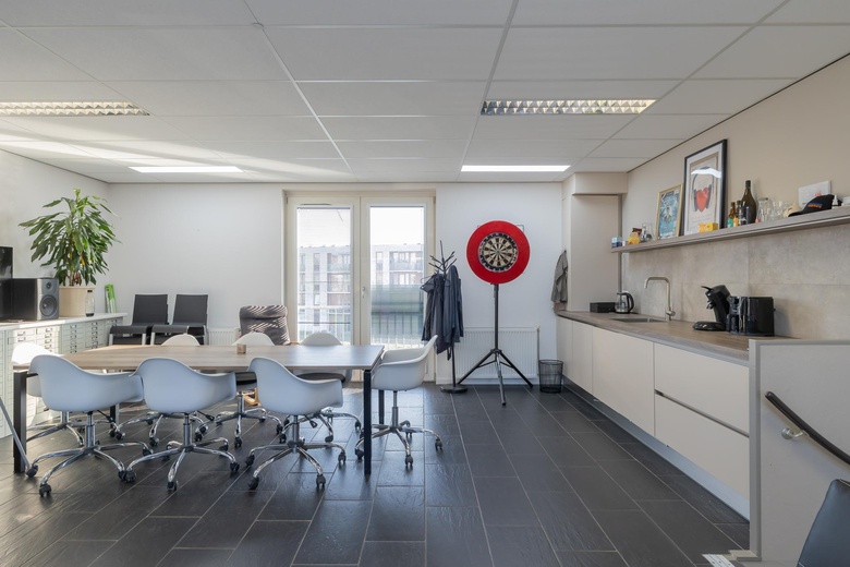 BedrijfsruimteaanVennestraat 11 V<br/> inLisse BedrijfsruimteaanVennestraat 11 V<br/> inLisse