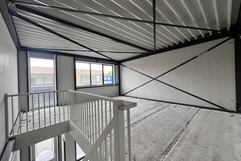 BedrijfsruimteaanBolstoen 11 B<br/> inAmsterdam