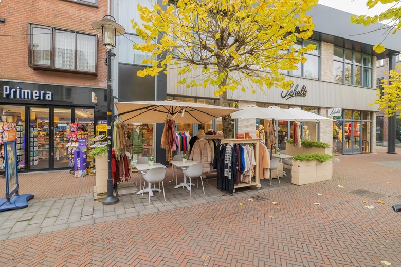 WinkelruimteaanKanaalstraat 68<br/> inLisse