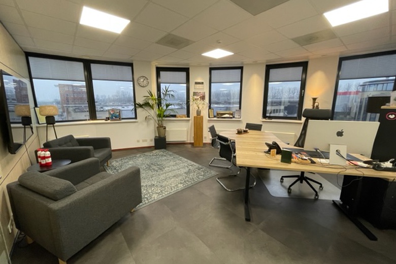 KantoorruimteaanKlaverbaan 106<br/> inCapelle aan den IJssel