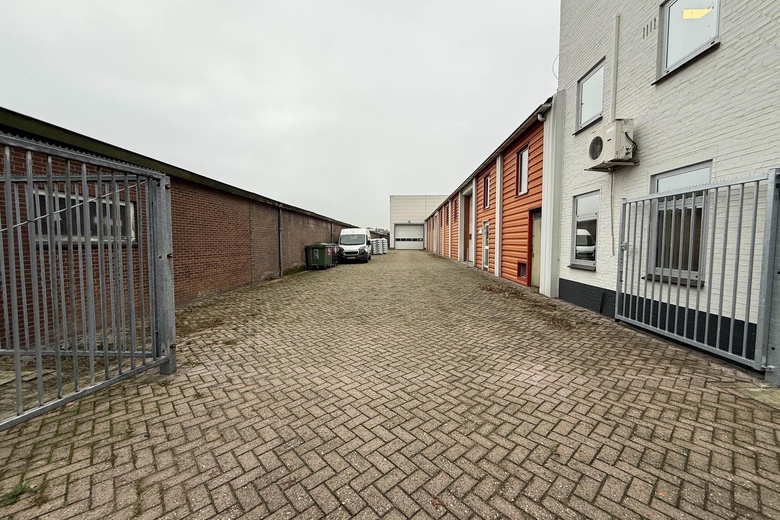 BedrijfsruimteaanElzenweg 13<br/> inWaalwijk BedrijfsruimteaanElzenweg 13<br/> inWaalwijk