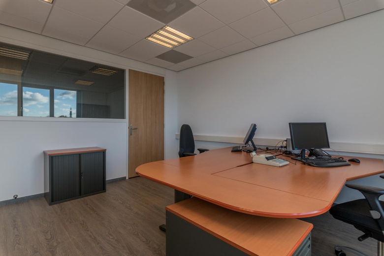 KantoorruimteaanIndustrieweg 39<br/> inSoest