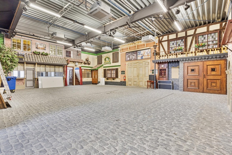 BedrijfsruimteaanSchotsbossenstraat 8<br/> inRoosendaal