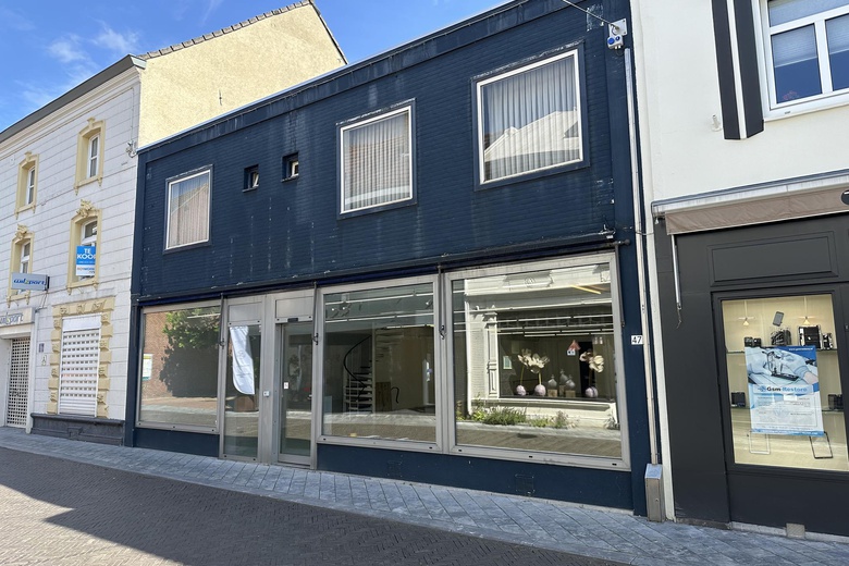 WinkelruimteaanSteenweg 47<br/> inSittard WinkelruimteaanSteenweg 47<br/> inSittard