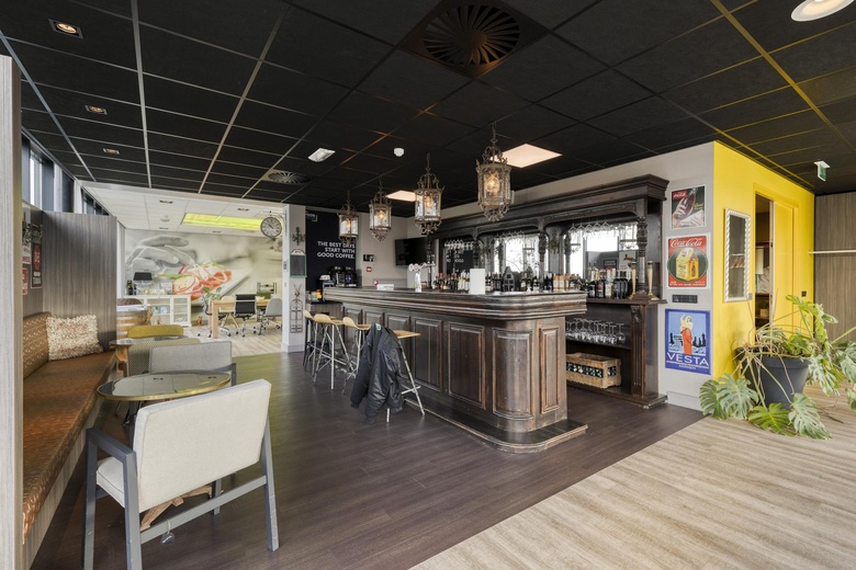 BedrijfsruimteaanGompenstraat 23<br/> inWaalwijk