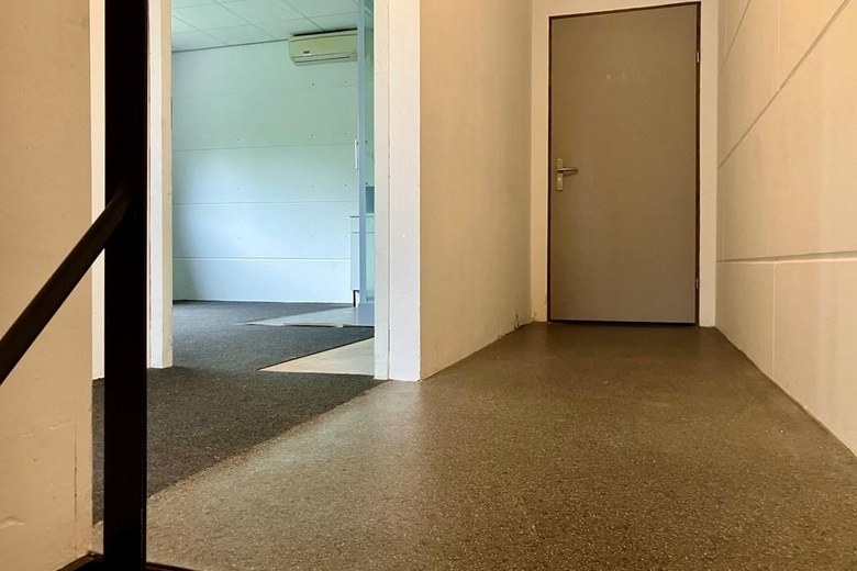 BedrijfsruimteaanEenspan 10 L<br/> inZeewolde