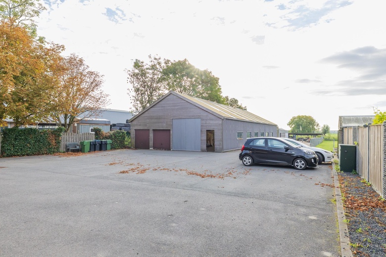 BedrijfsruimteaanVlietweg 84<br/> inLeiden BedrijfsruimteaanVlietweg 84<br/> inLeiden