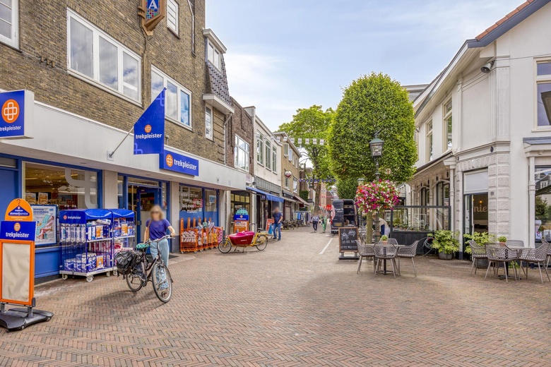 WinkelruimteaanLaanstraat 91<br/> inBaarn WinkelruimteaanLaanstraat 91<br/> inBaarn