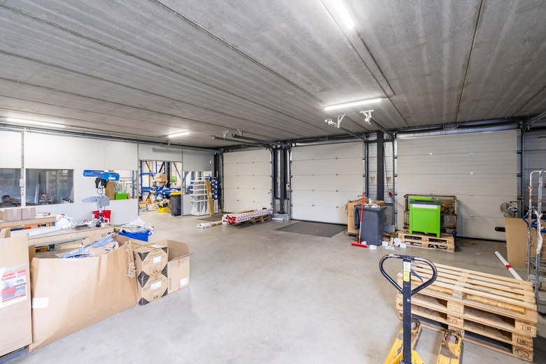BedrijfsruimteaanKoningsbeltweg 51<br/> inAlmere BedrijfsruimteaanKoningsbeltweg 51<br/> inAlmere
