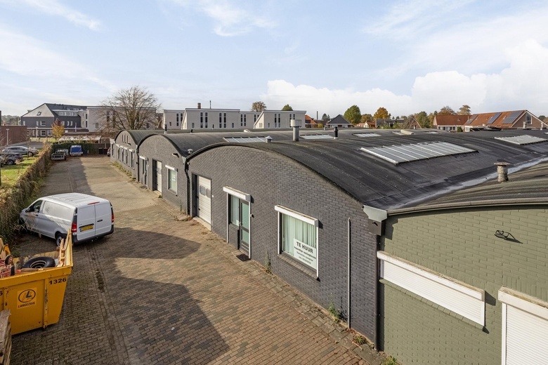 BedrijfsruimteaanM.A.de Ruijterstraat 18 - 20<br/> inHaaksbergen BedrijfsruimteaanM.A.de Ruijterstraat 18 - 20<br/> inHaaksbergen