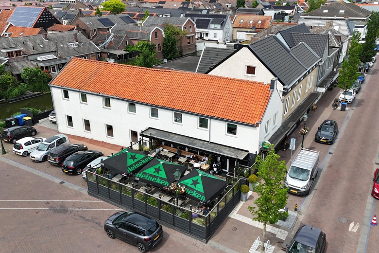 Bekijk foto Horeca aan de Voorstraat 15 in Numansdorp