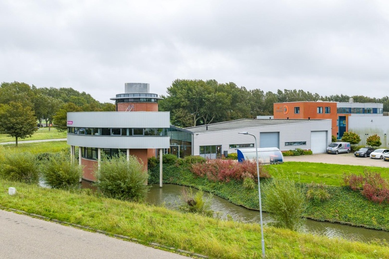 BedrijfsruimteaanDe Dijken 1<br/> inTuitjenhorn