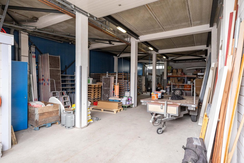 BedrijfsruimteaanGantelstraat 25<br/> inRotterdam BedrijfsruimteaanGantelstraat 25<br/> inRotterdam
