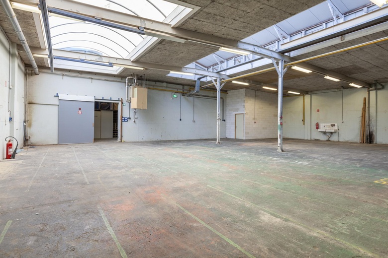 BedrijfsruimteaanMaarten Schoutenstraat 10<br/> inWaddinxveen BedrijfsruimteaanMaarten Schoutenstraat 10<br/> inWaddinxveen
