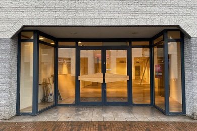 Bekijk foto 2 van Molenpoortstraat 19