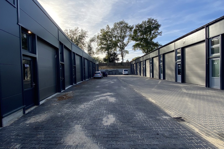 BedrijfsruimteaanErkenkamp 1 D<br/> inTegelen