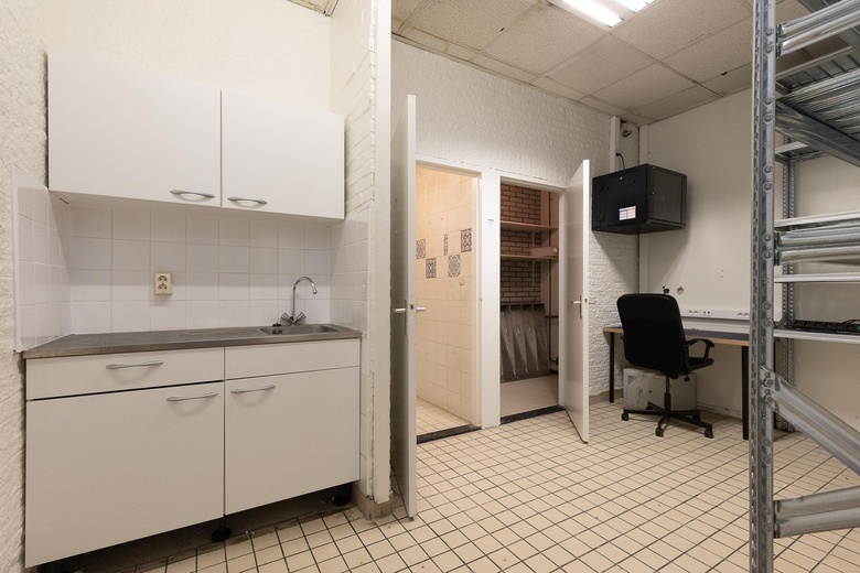 WinkelruimteaanKanaalstraat 37<br/> inLisse WinkelruimteaanKanaalstraat 37<br/> inLisse