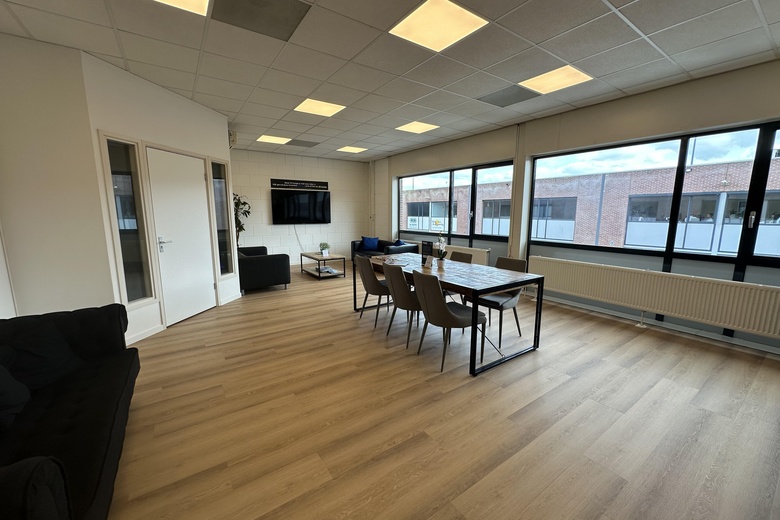 KantoorruimteaanDe Stuwdam 25<br/> inAmersfoort KantoorruimteaanDe Stuwdam 25<br/> inAmersfoort