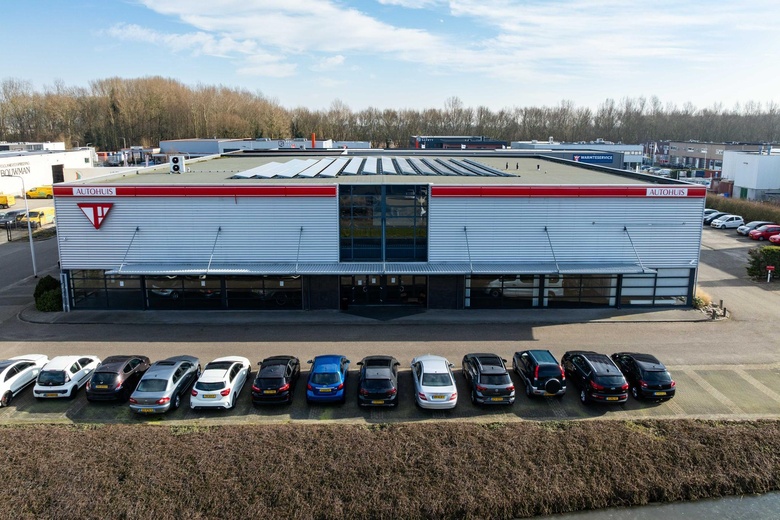 WinkelruimteaanChristiaan Huygensweg 30<br/> inHellevoetsluis WinkelruimteaanChristiaan Huygensweg 30<br/> inHellevoetsluis