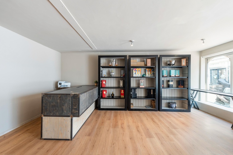 WinkelruimteaanHoogstraat 145<br/> inSchiedam