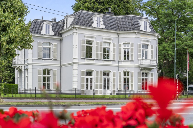 KantoorruimteaanStationsweg 2<br/> inOosterbeek KantoorruimteaanStationsweg 2<br/> inOosterbeek