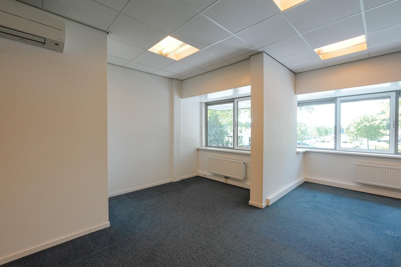 BedrijfsruimteaanSaksenweg 42 F<br/> inOss BedrijfsruimteaanSaksenweg 42 F<br/> inOss