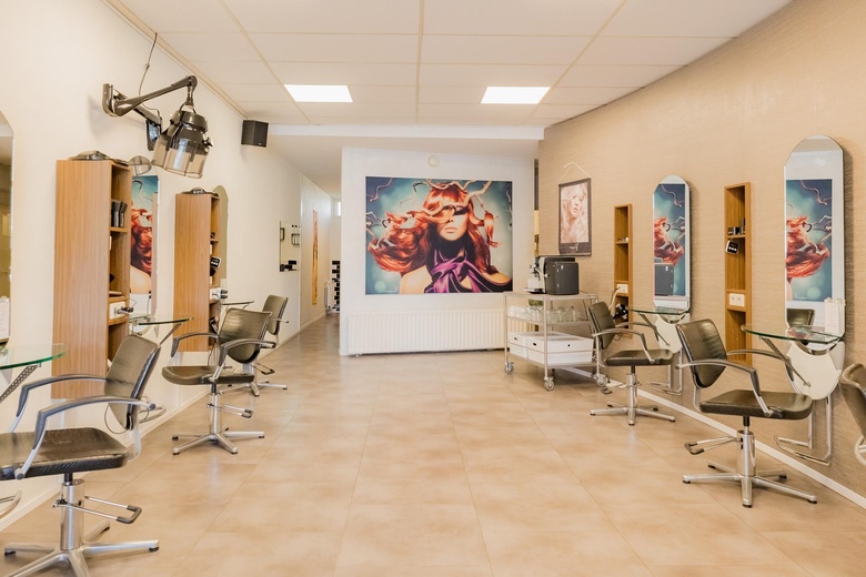 WinkelruimteaanEssenlaan 46 a<br/> inSassenheim WinkelruimteaanEssenlaan 46 a<br/> inSassenheim