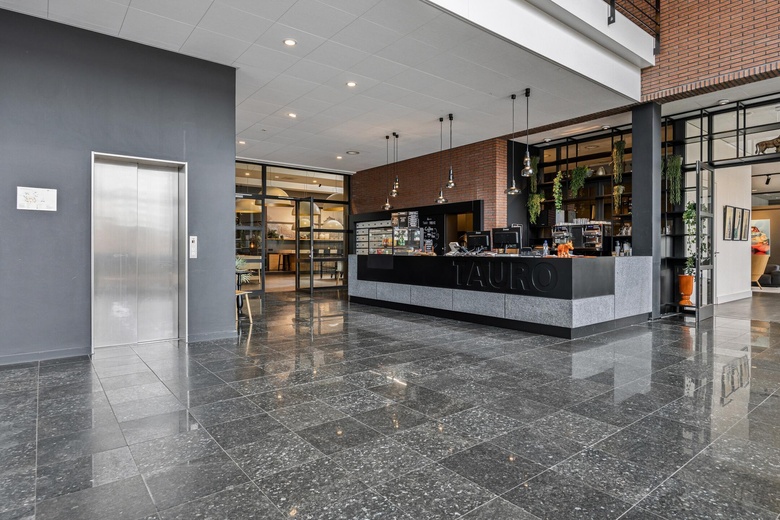 KantoorruimteaanTeleportboulevard 110<br/> inAmsterdam