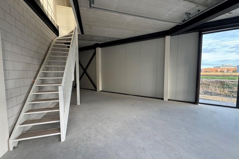 BedrijfsruimteaanSteur 424<br/> inWaddinxveen