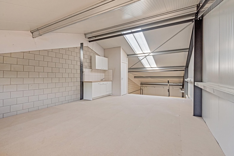 BedrijfsruimteaanDe Haal 117<br/> inOostzaan