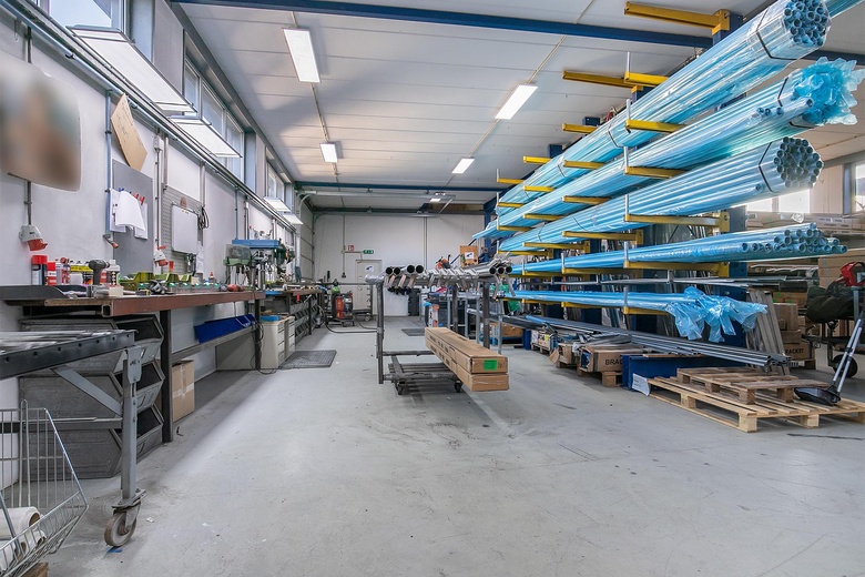 BedrijfsruimteaanHuygensweg 12<br/> inSchijndel