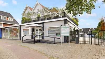 Bekijk foto 10 in  aan de  in 