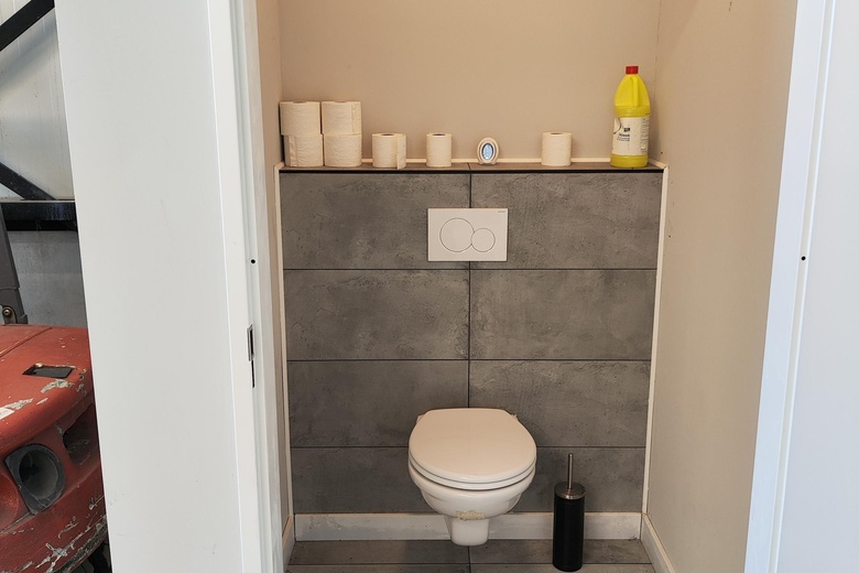 BedrijfsruimteaanBijsterhuizen 3040<br/> inWijchen BedrijfsruimteaanBijsterhuizen 3040<br/> inWijchen