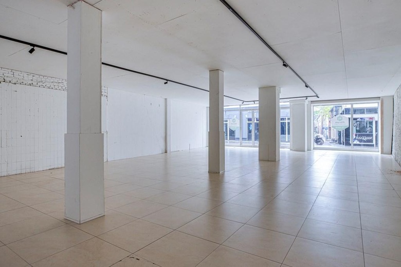 WinkelruimteaanVoorstraat 21<br/> inWoerden WinkelruimteaanVoorstraat 21<br/> inWoerden