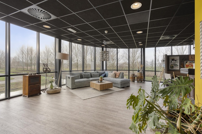 BedrijfsruimteaanGompenstraat 23<br/> inWaalwijk