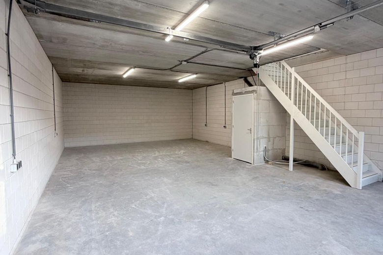 BedrijfsruimteaanJagtlustweg 3 5<br/> inHeerenveen