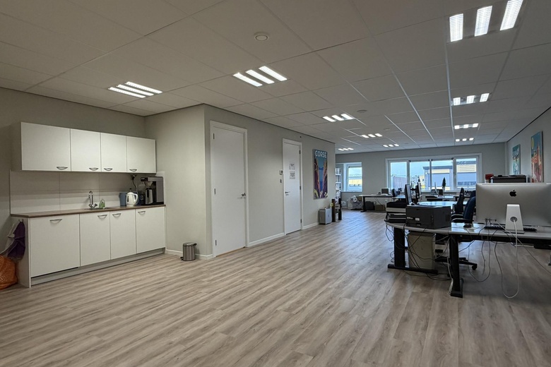 BedrijfsruimteaanJulianaweg 200 a<br/> inVolendam